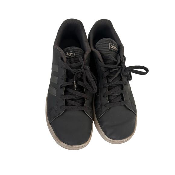 Adidas Gray Three Stripe Sneakers Sz 5 Youth - Picture 2 of 6